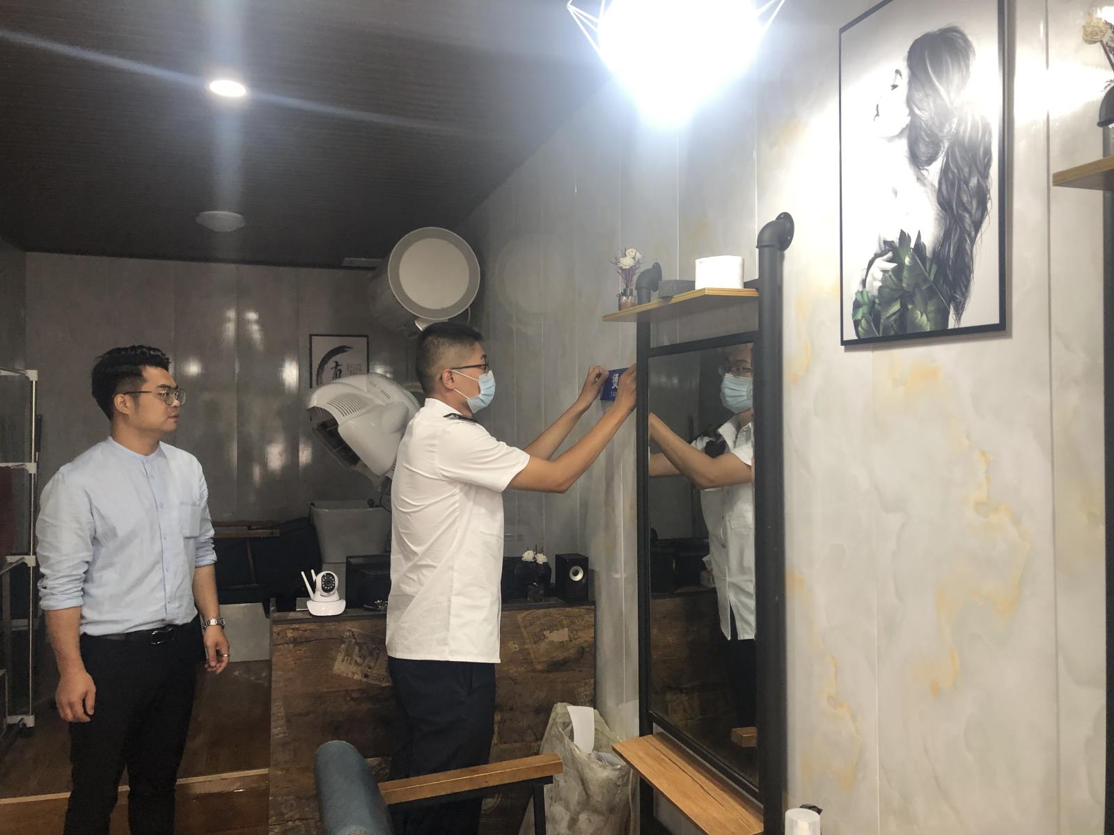 张红光 (1).jpg 张红光 (1).jpg