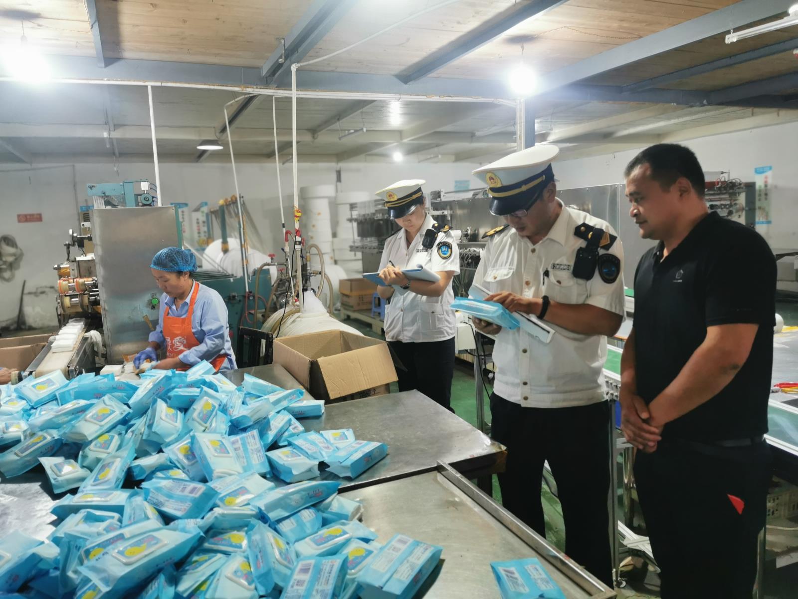 9.27云龙消毒产品检查.jpg 9.27云龙消毒产品检查.jpg