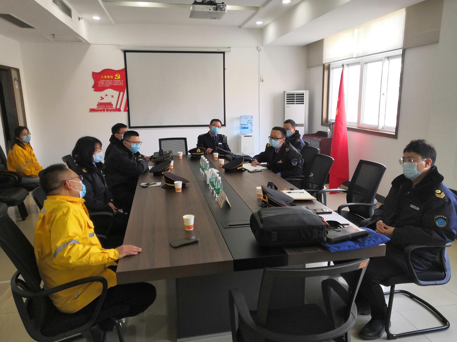 强化企业督导检查 绷紧疫情防控之弦1.jpg 强化企业督导检查 绷紧疫情防控之弦1.jpg