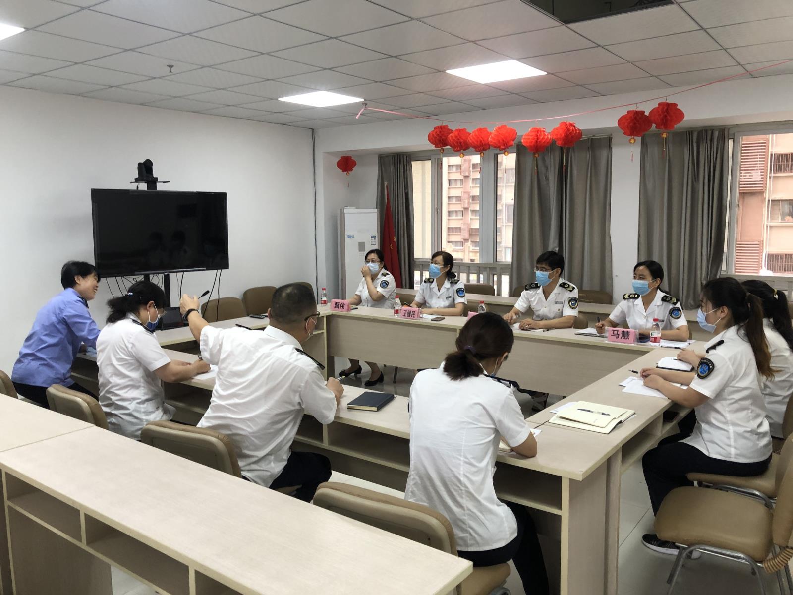 8市所领导对鼓楼卫生监督员履职情况进行稽查指导 (21593)_看图王.jpg