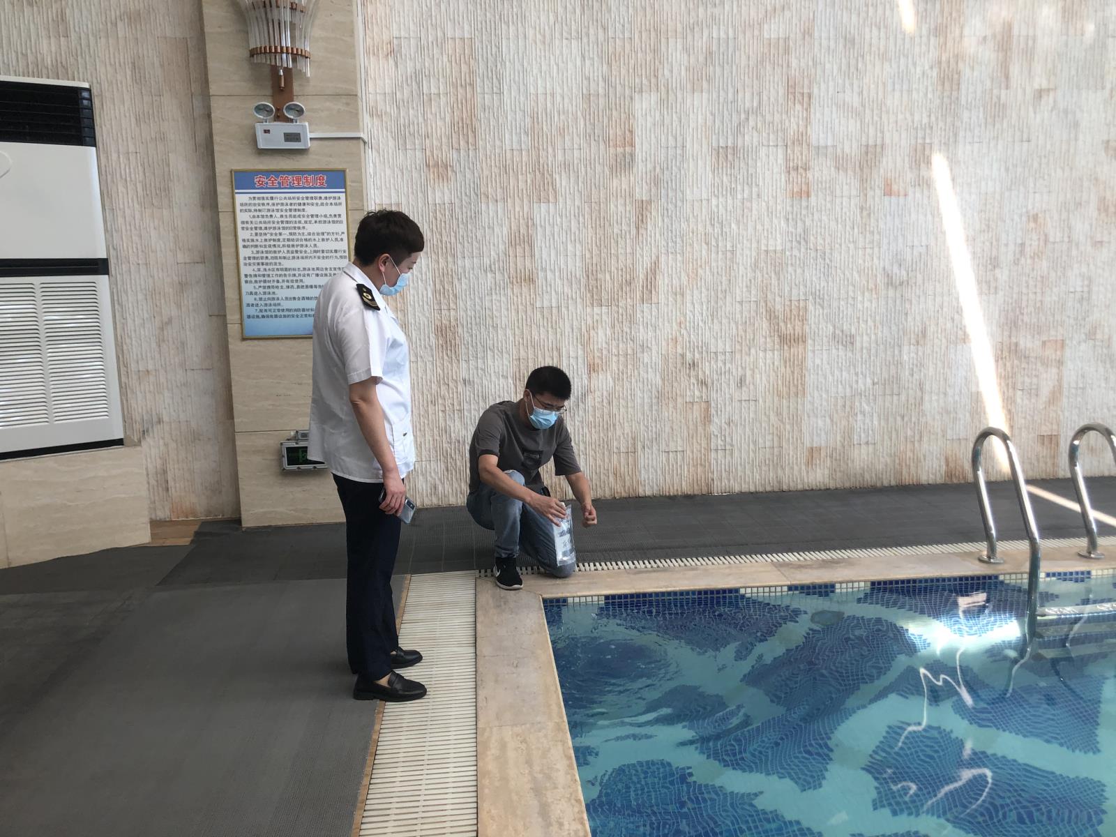 照片2.jpg 照片2.jpg