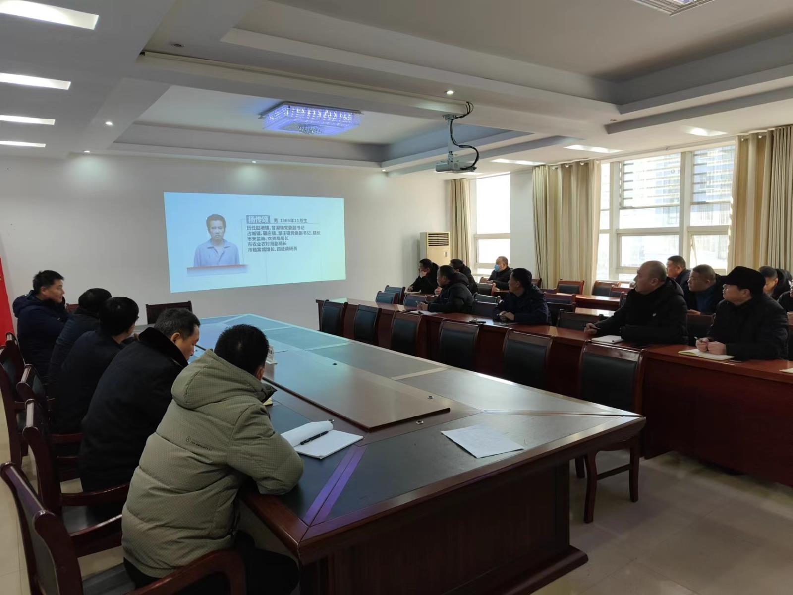 ad5b3a9208464dd090f2e3f4c13f625.jpg ad5b3a9208464dd090f2e3f4c13f625.jpg