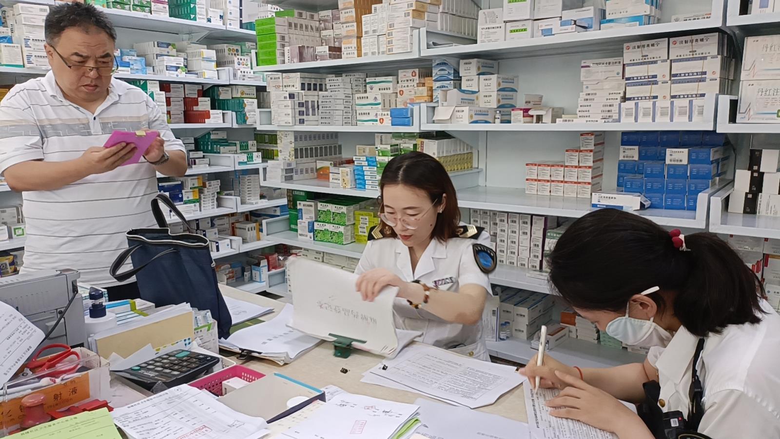 鼓楼区积极开展医疗机构麻精药品专项监督检查.jpg 鼓楼区积极开展医疗机构麻精药品专项监督检查.jpg