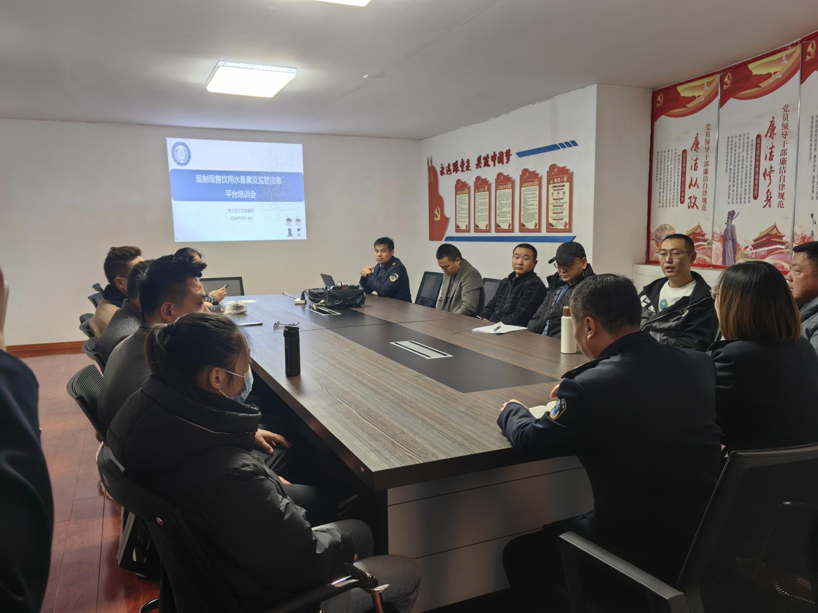 9986857fc43ad615b5b80c8a2b4222a.jpg 9986857fc43ad615b5b80c8a2b4222a.jpg