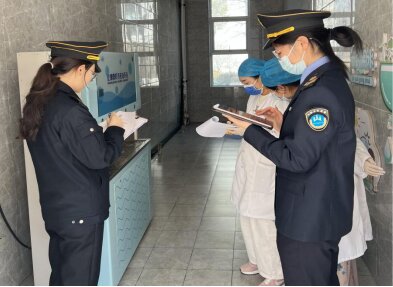 鼓楼卫监开启春季校园护航行动.jpg 鼓楼卫监开启春季校园护航行动.jpg